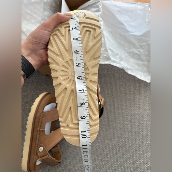UGG Goldenstar Glide Sandals women – Chestnut – Size  8.5 – Brand New in Box - Picture 14 of 15